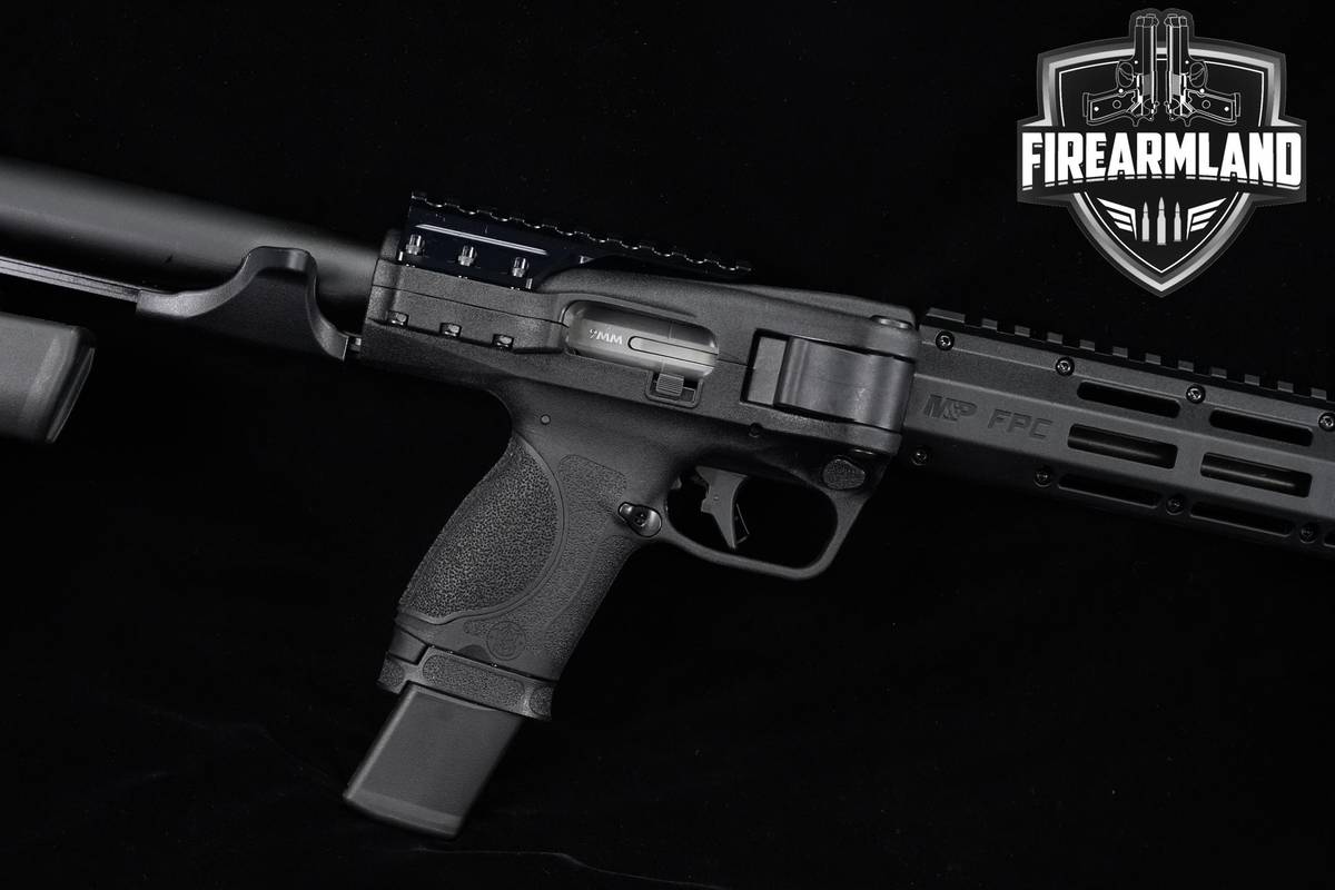 Smith & Wesson S&W M&P FPC 9mm 16.25" PCC Folding Carbine +3 MAGS & OG BOX