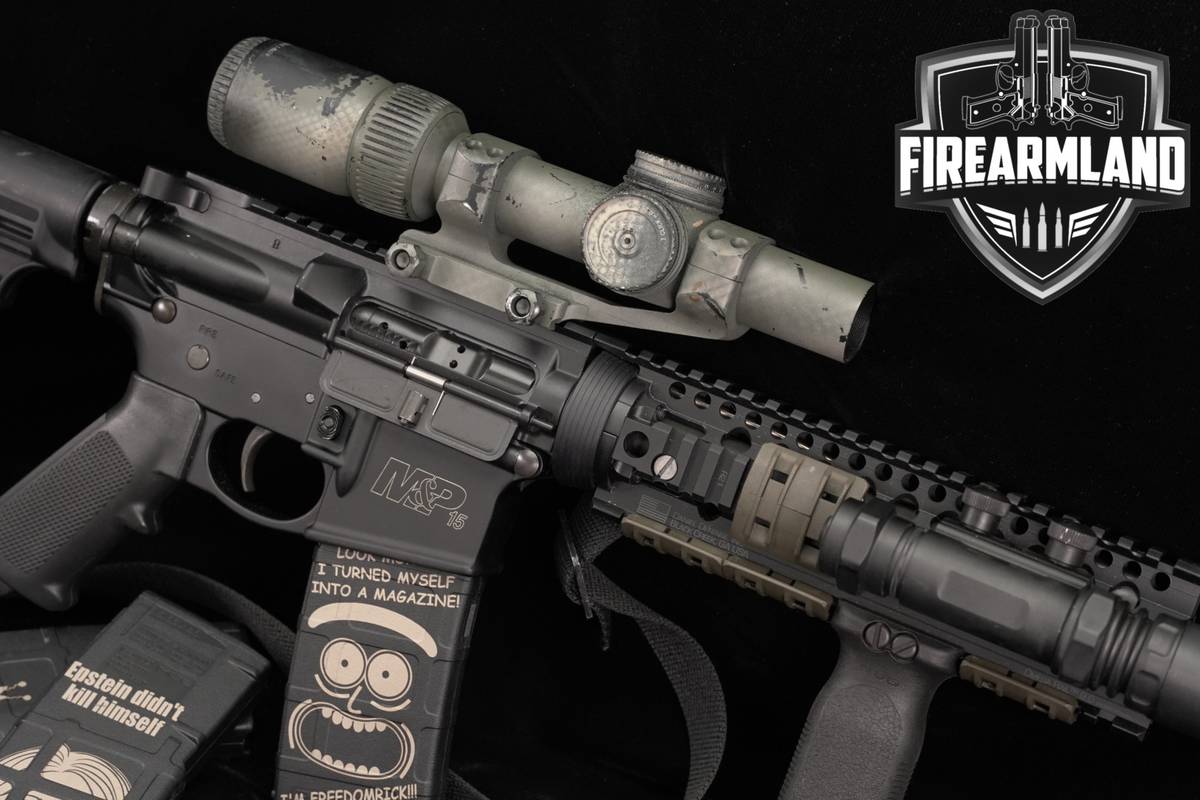 Smith & Wesson M&P-15 5.56 NATO AR15 16" S&W M&P15 AR +3 MAGS, VORTEX SCOPE