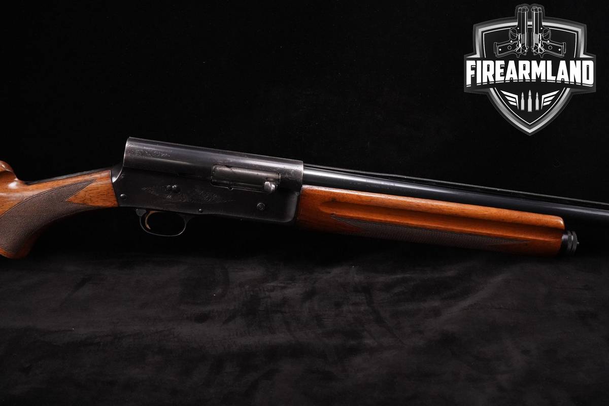 VINTAGE 1967 Browning Auto-5 Light Twelve 12-Gauge 28" 2-3/4" Auto5 A5