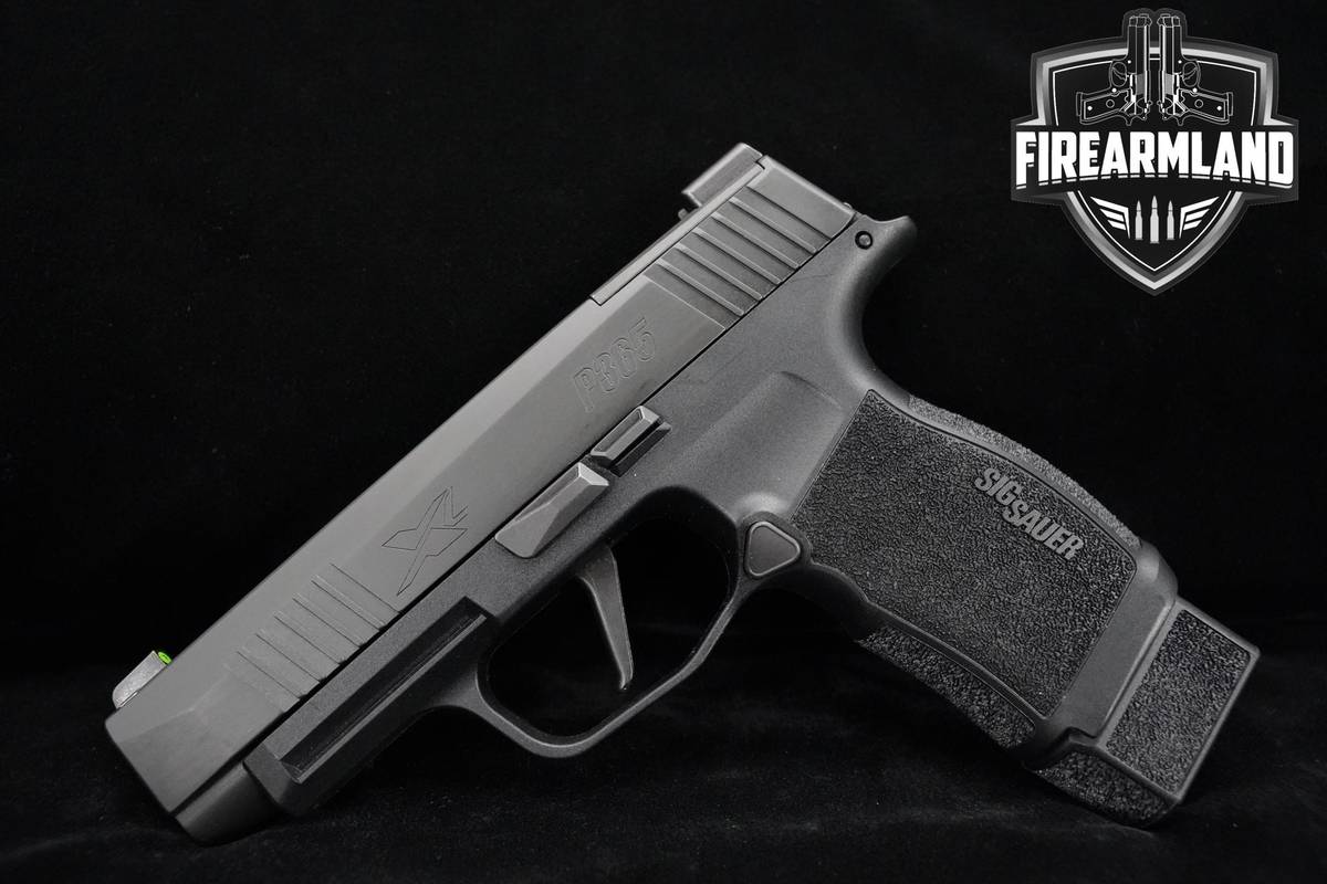 Sig Sauer P365XL 9mm 3.7" Sig-Sauer P365XL P-365 P365XL +3 MAGS & ORIG CASE