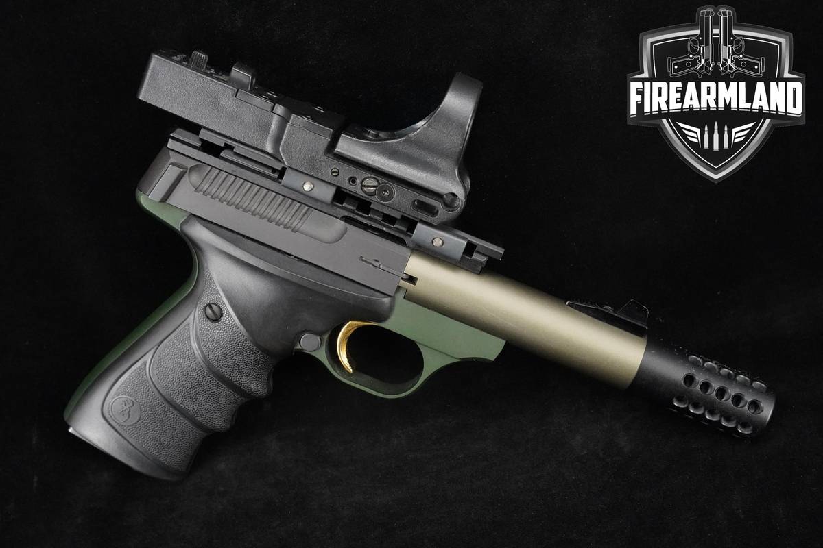 Browning Buck Mark 22LR 4" Black/OD Green Browning-Buck Mark 6 MAGS & OPTIC