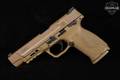 Smith & Wesson (S&W) M&P9 M2.0 Full Size Thumb Safety 9mm Luger FDE in Excellent Condition Image 4
