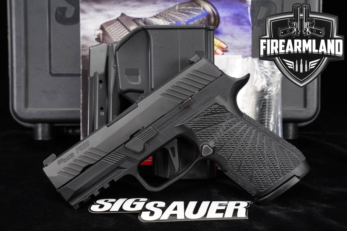 Sig Sauer P320 Compact 9mm 3.9" P-320 +2 MAGS, ORIG CASE & HOLSTER