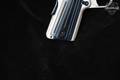 Kimber Sapphire Ultra II 9mm Luger (9x19 Para) Blue PVD in Like-New Condition Image 4