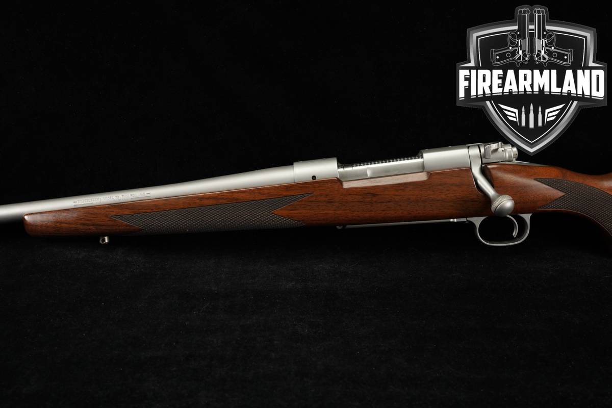 LEFT-HAND 1999 Winchester Model 70 Classic Sporter Stainless 7mm Rem Magnum
