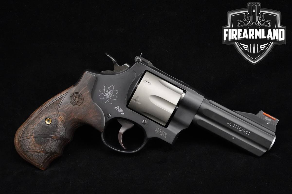 Smith & Wesson Model 329PD Airlite 44 Magnum 4" S&W 329PD 329-PD +ORIG BOX