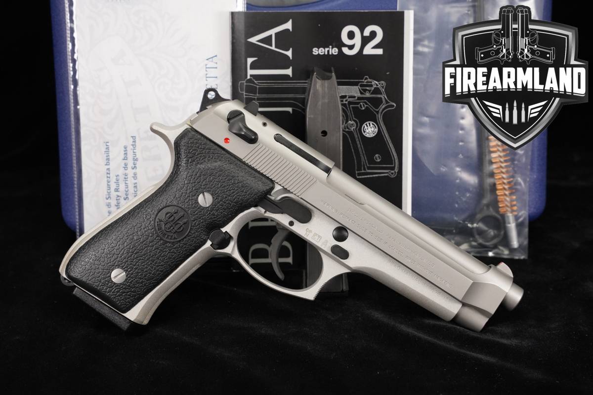 P. Beretta Mod. 92FS Inox 9mm P 4.9" Stainless 92 FS +2 MAGS & ORIG BOX