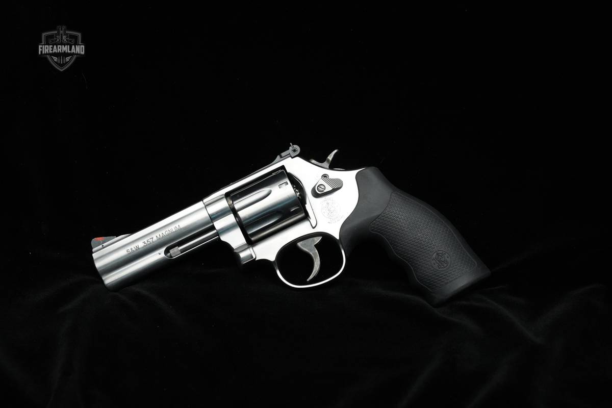 S&W 686-6 357 Magnum Revolver 686 Smith & Wesson 357Mag Stainless S&W 357