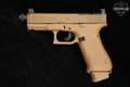 Glock G19X MOS, Threaded Barrel 9mm Luger Coyote Tan in Very Good Condition Image 3
