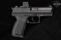 Heckler & Koch (H&K, HK) P2000 V3 .40 S&W Black in Very Good Condition Image 4