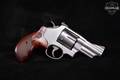 Smith & Wesson (S&W) Model 629 -6 Deluxe .44 Rem Magnum Satin Stainless in Excellent Condition Image 3