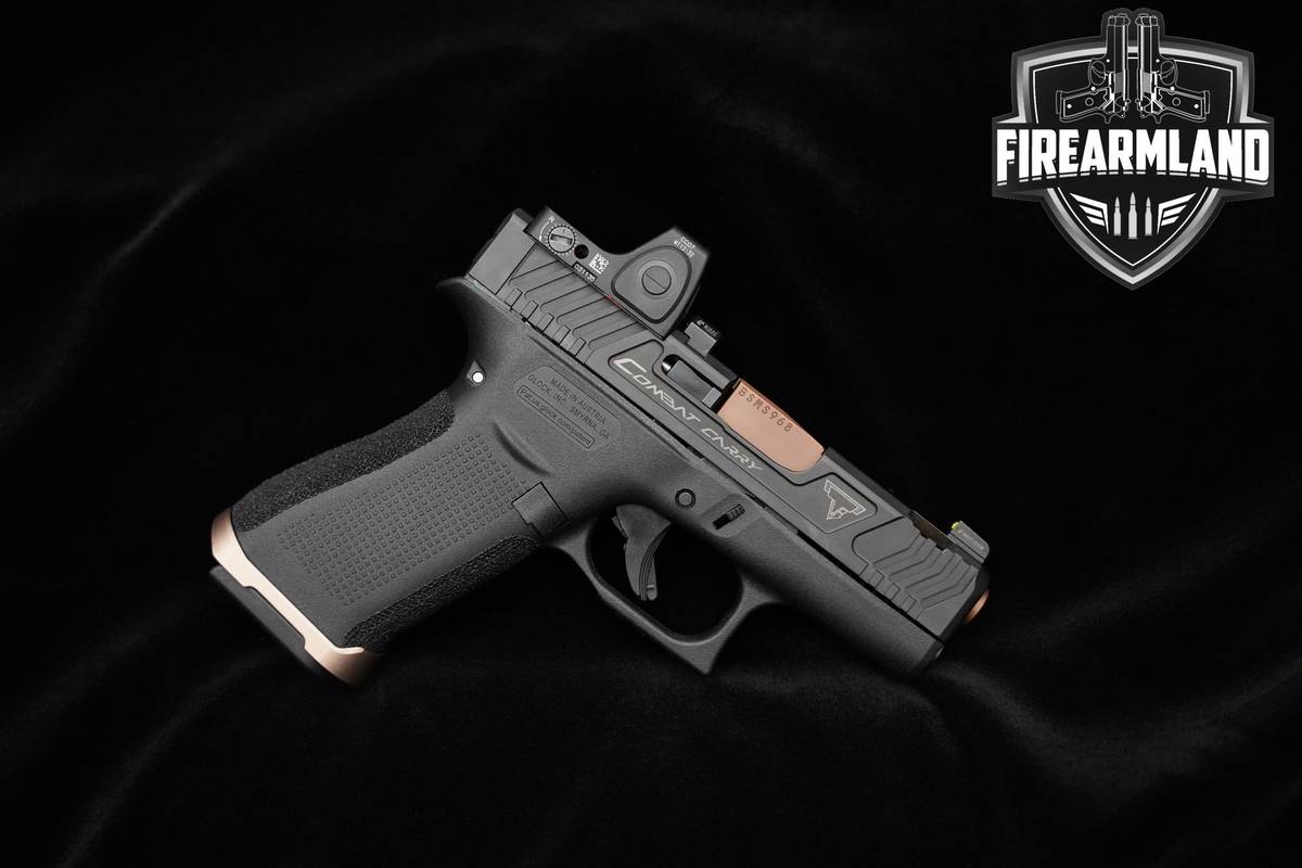 Taran Tactical (TTI) Combat Carry 43X 9mm 3.4" + 3MAGS, OPTIC & ORIG CASE