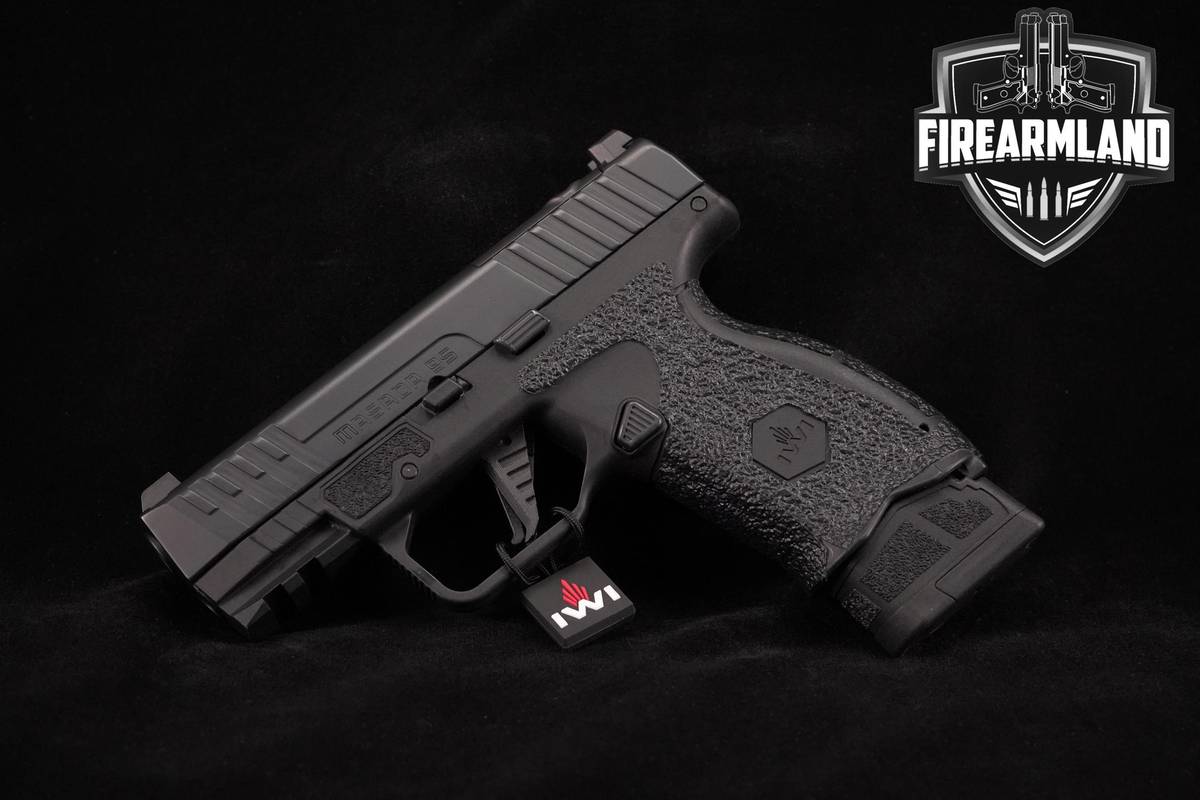 IWI Masada 9S 9mm 3.4" +10 MAGS & ORIG CASE