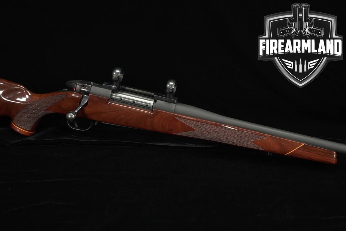 1974-1981 Weatherby Mark V Deluxe 240 Wby Magnum 24 Grey & Walnut MK 5