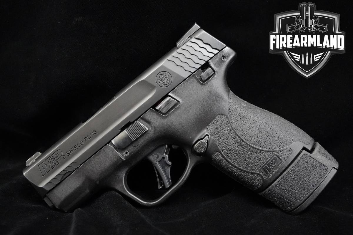 Smith & Wesson (S&W) M&P 9 Shield Plus 9mm S&W-M&P Shield +3 MAGS & HOLSTER