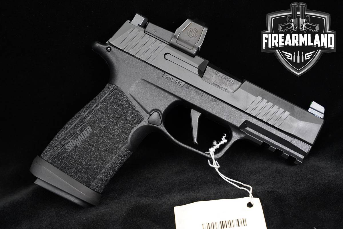 LNIB Sig Sauer P365 XMacro 9mm 3.7 P-365 +3 MAGS, OG CASE & ROMEOZero Elite