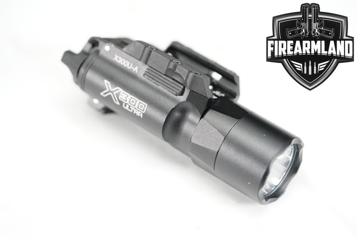 SureFire X300 Ultra 1000 Lumens & 11,300 Candela Weapon Light X300U X-300