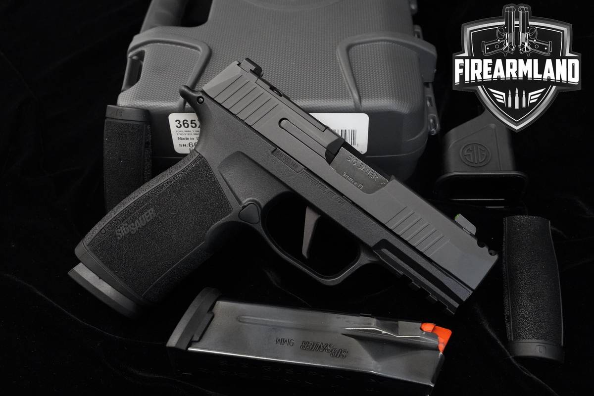 Sig Sauer P365 XMACRO COMP 9mm 3.1" Sig-Sauer P365 P-365 2 MAGS & ORIG CASE