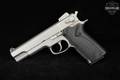 Smith & Wesson (S&W) Model 1006 3rd Generation 10mm Stainless in Very Good Condition Image 4
