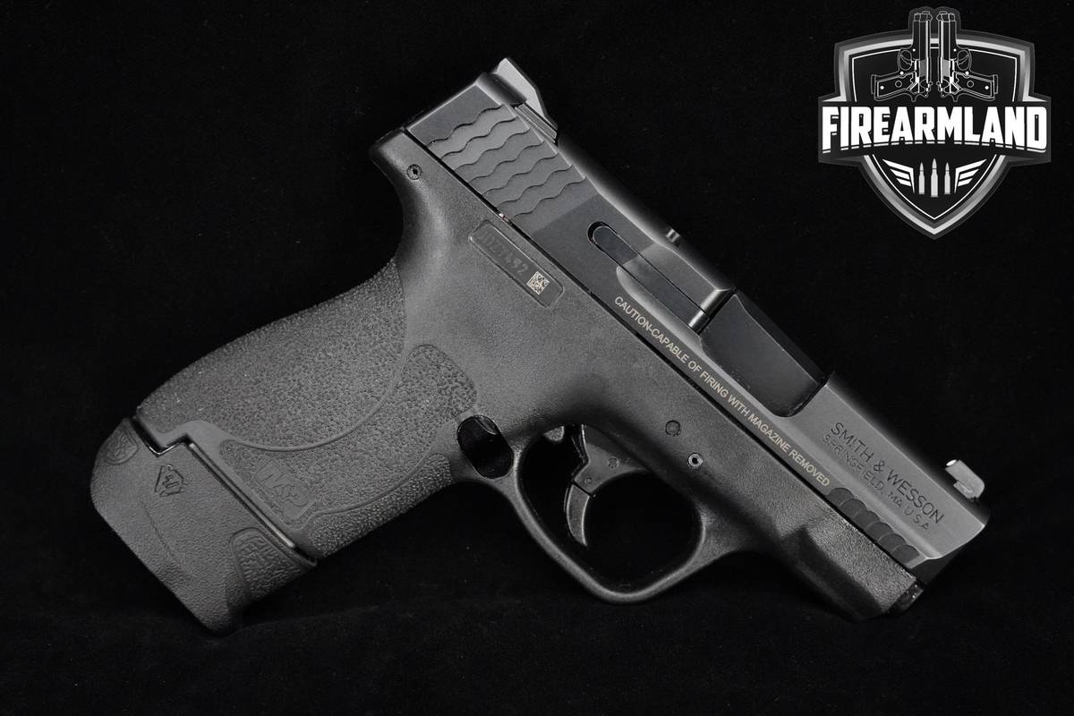 Smith & Wesson (S&W) M&P9 Shield M2.0 9mm S&W-M&P9 M&P-9 +5 MAGS & HOLSTER