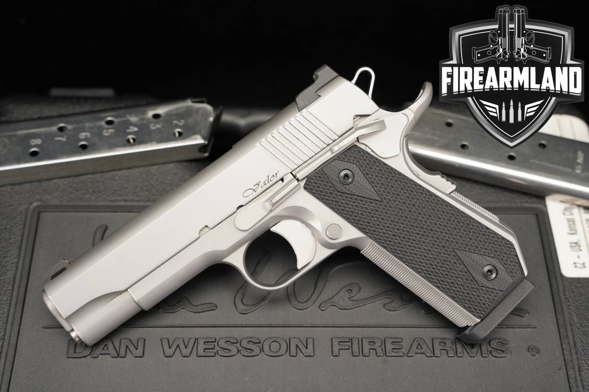 Dan Wesson V-Bob Valor 45 ACP 1911 4.25" +3 MAGS & ORIG CASE
