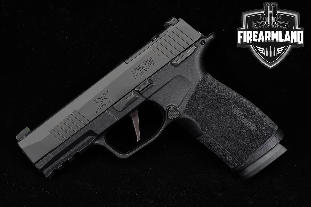 Sig Sauer P365-XMacro Manual Safety 9mm 3.7" Optic-Ready +2 MAGS & OG CASE
