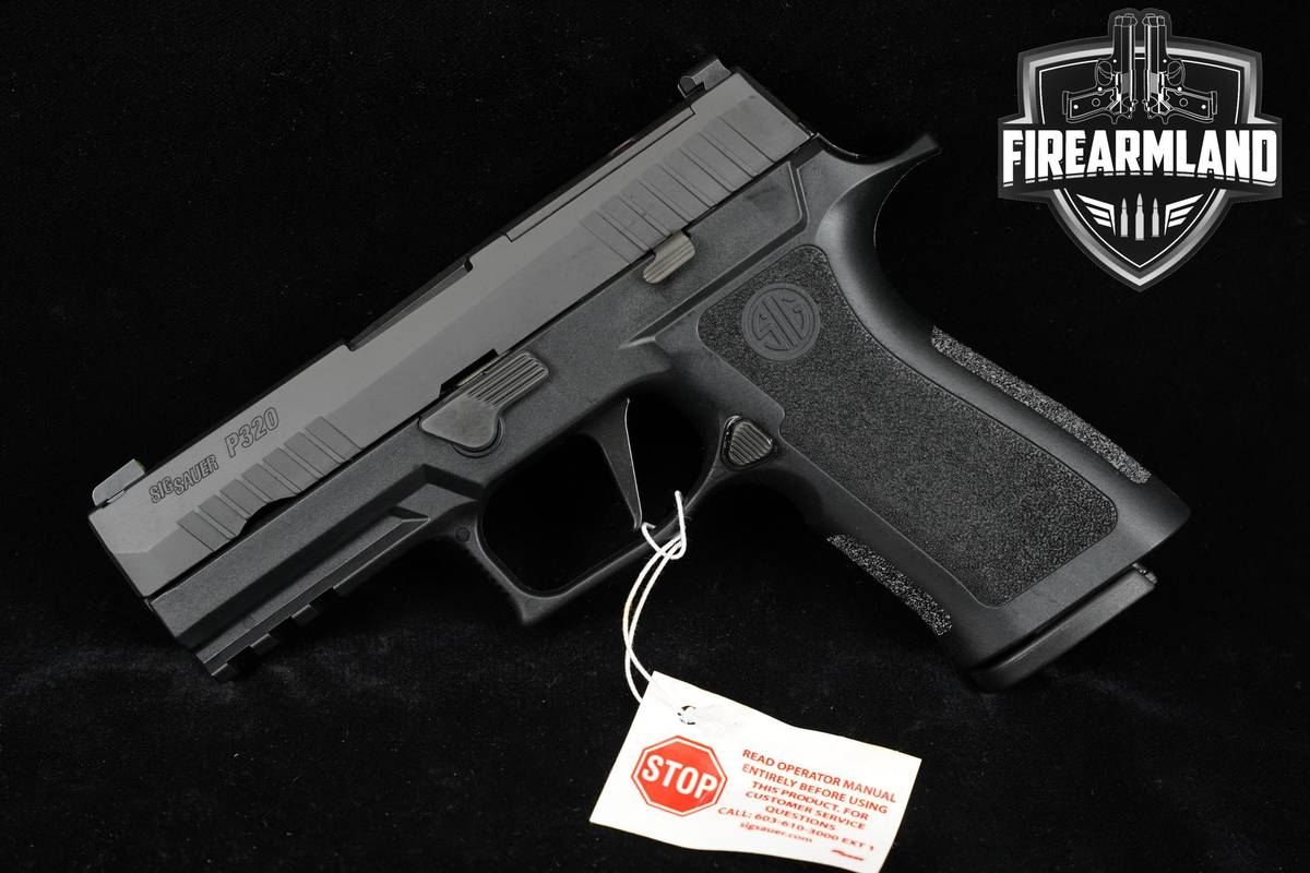 LNIB Sig Sauer P320 XCarry Pro 9mm 3.9" P-320 X-Carry +3 MAGS & ORIG CASE
