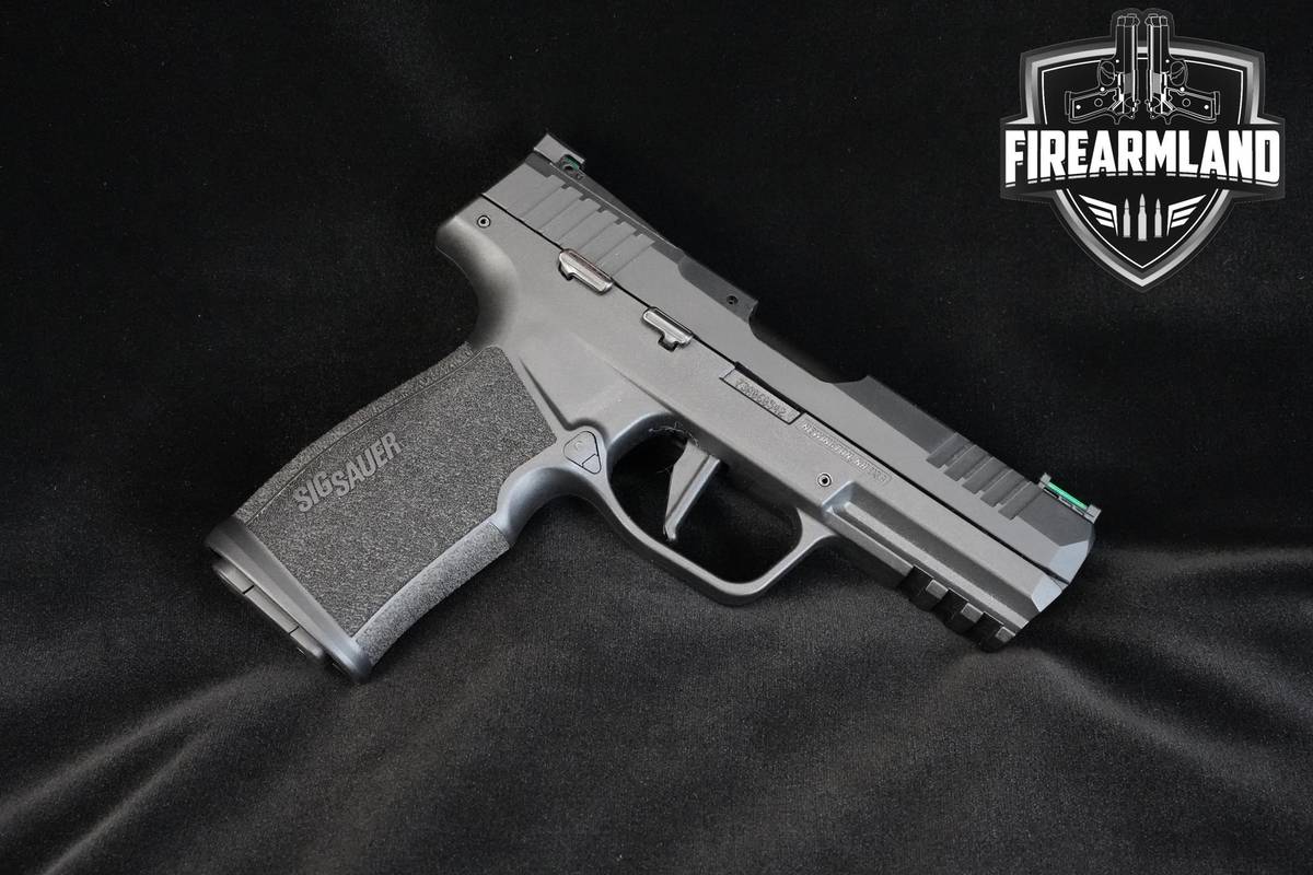 Sig Sauer P322 22LR P322 P-322 +2 MAGS & ORIG CASE