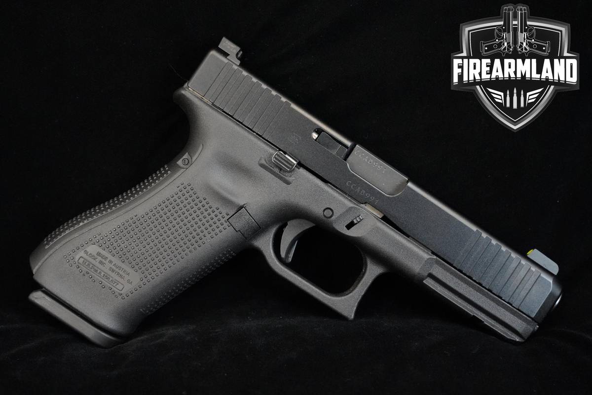 Glock 17 Gen5 9mm 4.5" Glock-17 G17 Gen-5 +3 MAGS & ORIG CASE