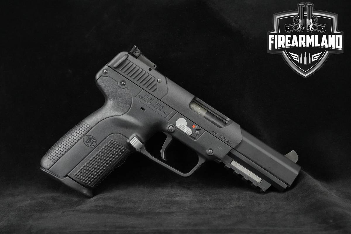 FN Herstal Five-Seven 5.7x28 FN 57 5-7 5.7 Five-Seven +3 MAGS & ORIG CASE