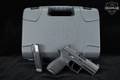 Sig Sauer P320 Compact 9mm Luger Black in Excellent Condition Image 2