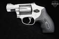 Smith & Wesson (S&W) Model 632UC Ultimate Carry .32 H&R MAG Silver in Excellent Condition Image 3