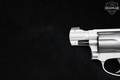 Smith & Wesson (S&W) Model 632UC Ultimate Carry .32 H&R MAG Silver in Excellent Condition Image 4