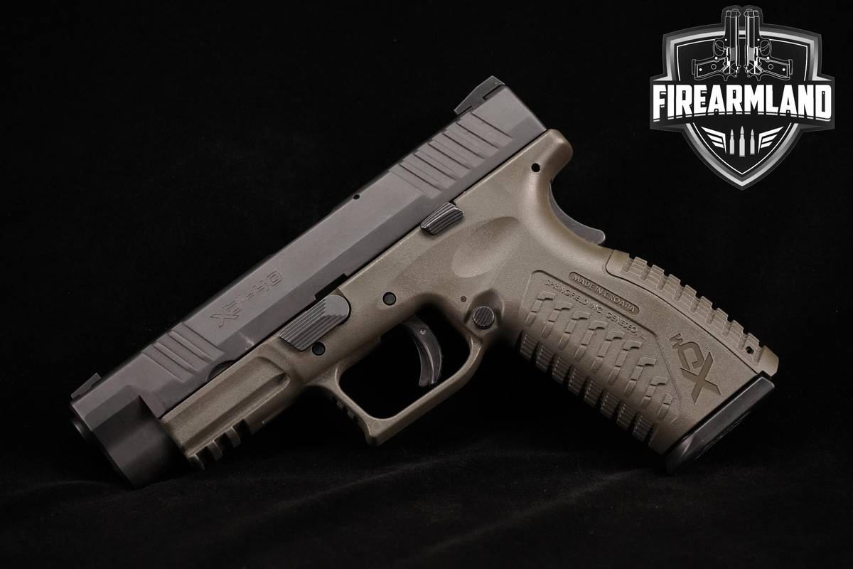 Springfield Armory XDM-40 40S&W 4.5 Two-Tone +2 MAGS, ORIG CASE & HOLSTER