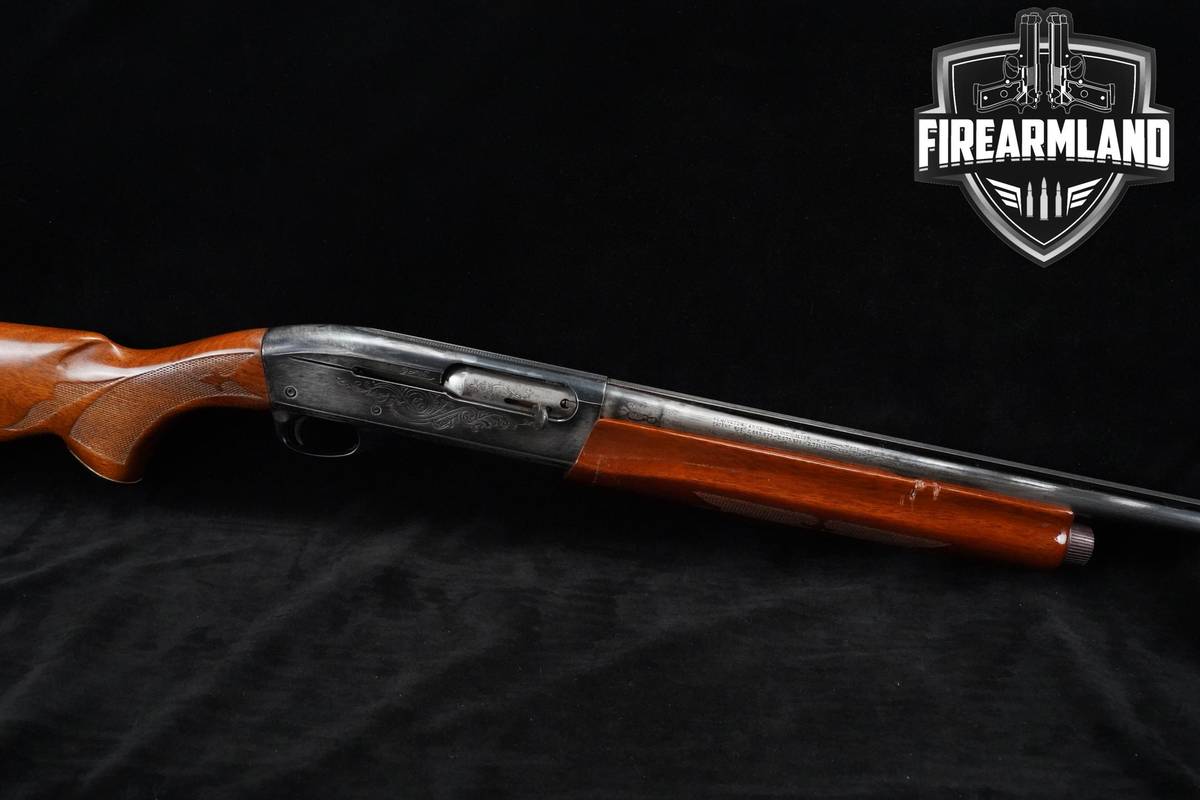 1974 Pre-LT Remington Model 1100 LW Field 20-Gauge 28" 2 3/4"