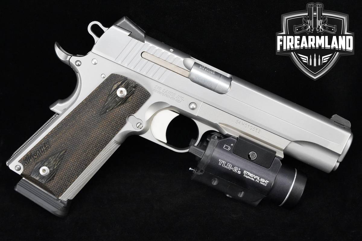 Sig Sauer 1911 Streamlight TLR-2s Light/Laser 45 ACP Sig-Sauer-1911 +CASE