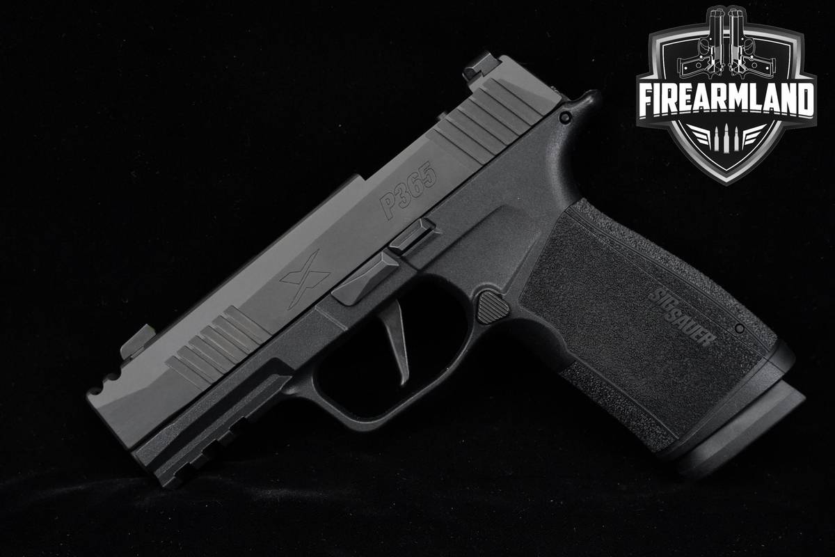 Sig Sauer P365-XMACRO COMP 9mm 3.1" P-365 Optic-Ready +2 MAGS & ORIG CASE