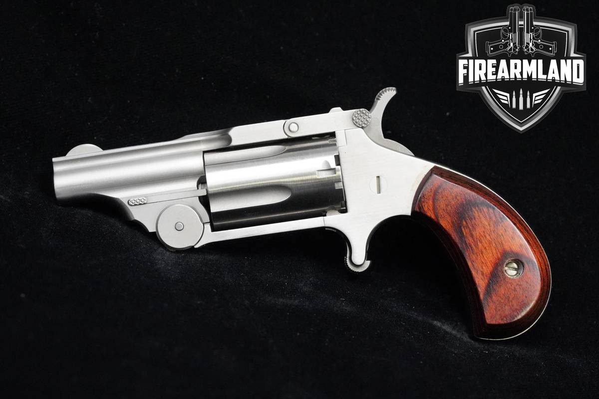 North American Arms (NAA) NAA-22M-BT Break Top Revolver 22 Magnum ORIG CASE