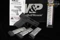 Smith & Wesson (S&W) M&P9 Shield 9mm Luger Black in Excellent Condition Image 2