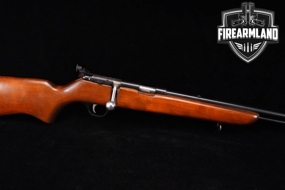 COLLECTIBLE! Marlin Model 81 DL Deluxe Trim 22LR 24" Blued & Walnut