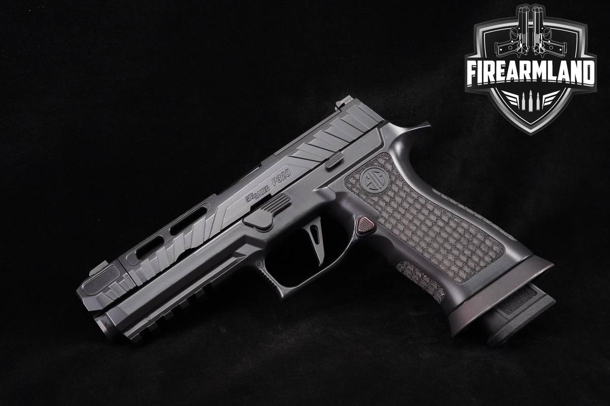 LIMITED Sig Sauer P320 Custom Works Spectre Comp Blackout 9mm +OG CASE