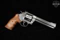 Smith & Wesson (S&W) Model 610 -3 10mm Satin Stainless in Very Good Condition Image 2