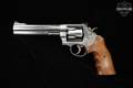 Smith & Wesson (S&W) Model 610 -3 10mm Satin Stainless in Very Good Condition Image 3