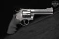 2001 Smith & Wesson (S&W) Model 629 Classic, -5 .44 Rem Magnum Satin Stainless in Good Condition Image 4