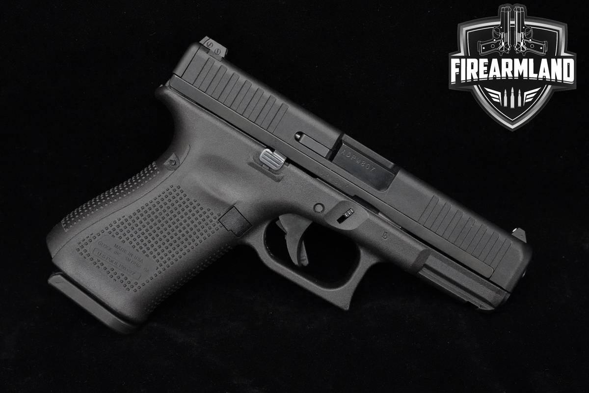 Glock 44 22LR 4" Glock-44 G44 +2 MAGS & ORIG CASE