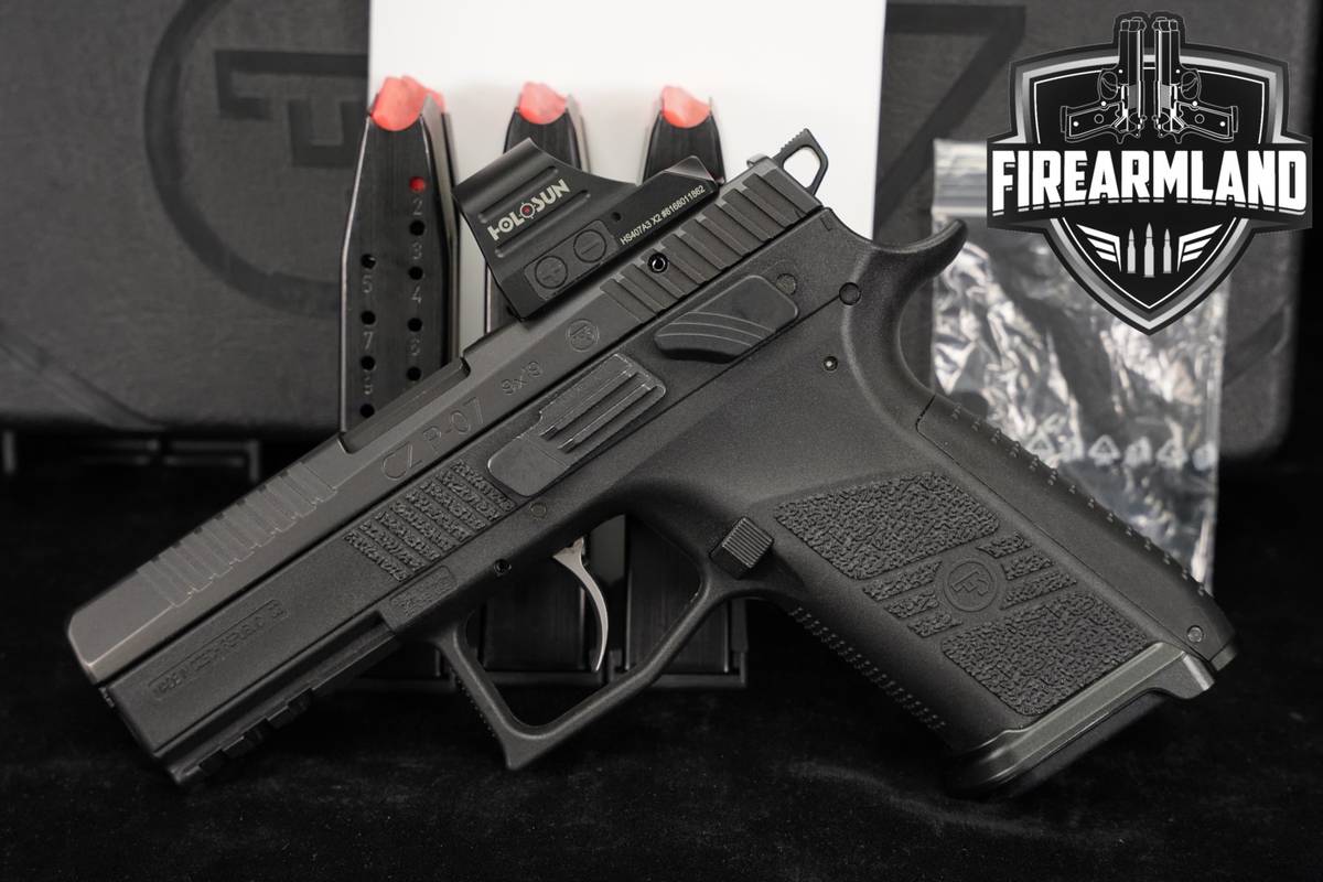 CZ P-07 9mm 3.75" P07 +4 MAGS, ORIG CASE, HOLOSUN OPTICS