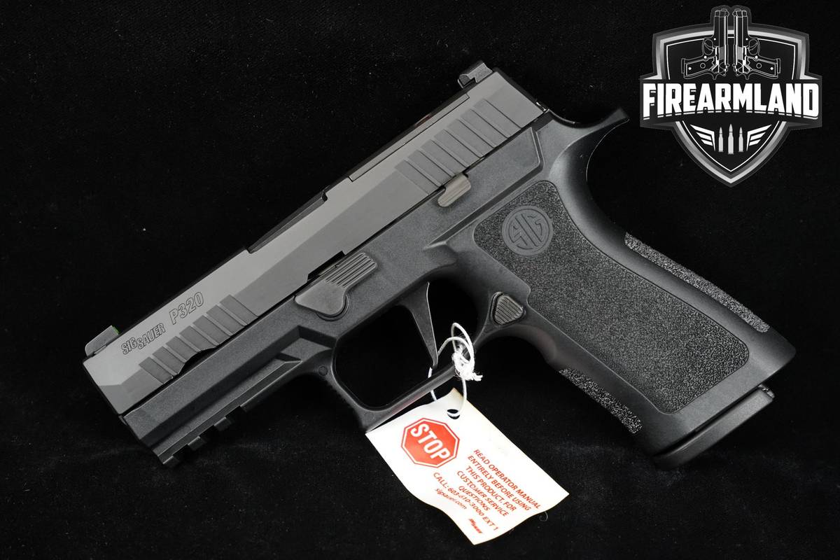 LNIB Sig Sauer P320 XCarry Pro 9mm 3.9" P-320 X-Carry +3 MAGS & ORIG CASE