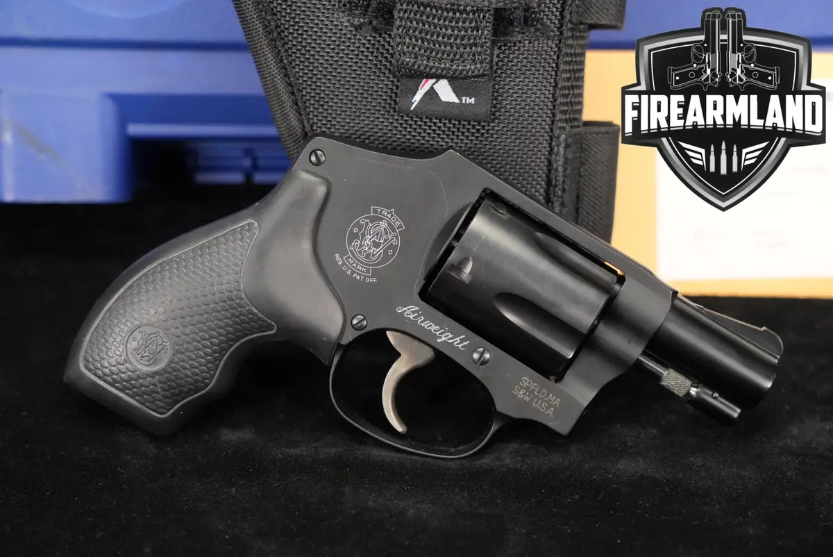 Smith & Wesson Model 442-1 Airweight S&W 1.875" +ORIG CASE, HOLSTER