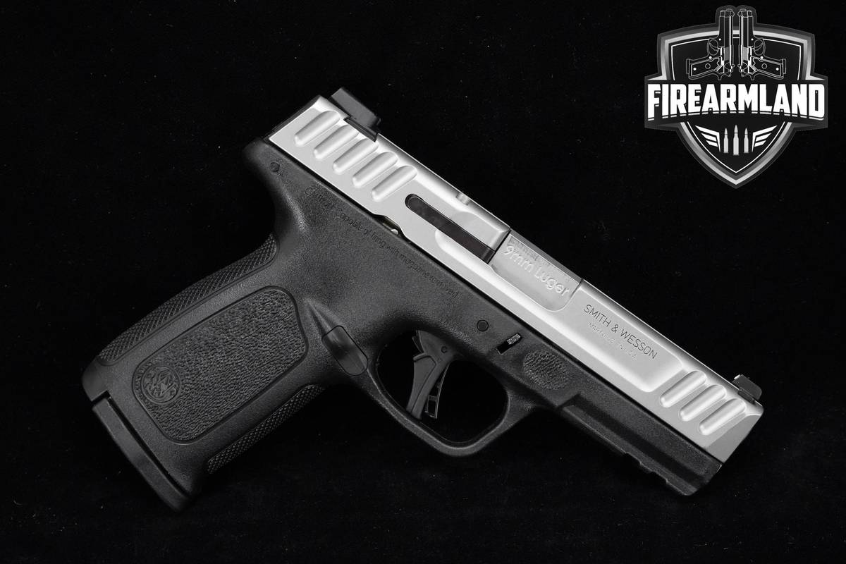 Smith & Wesson SD9 2.0 9mm 4" Stainless S&W SD9 +ORIG BOX