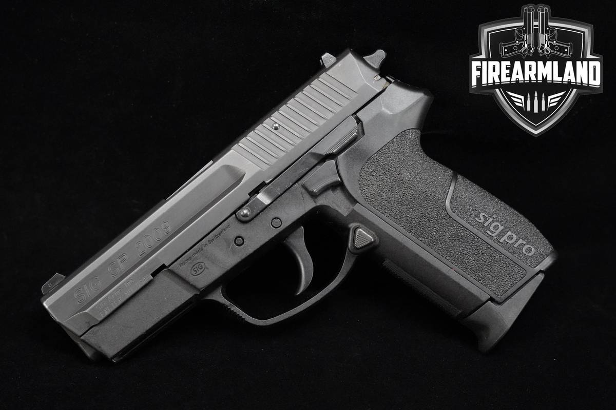 1999-2005 Sig Sauer SIG SP 2009 SAAS 9mm Sig-Sauer SIG-SP-2009 SP2009 +4MAG